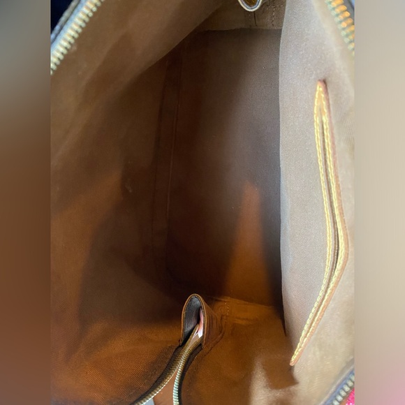 Louis Vuitton Alma Mm Bag - Picture 12 of 13